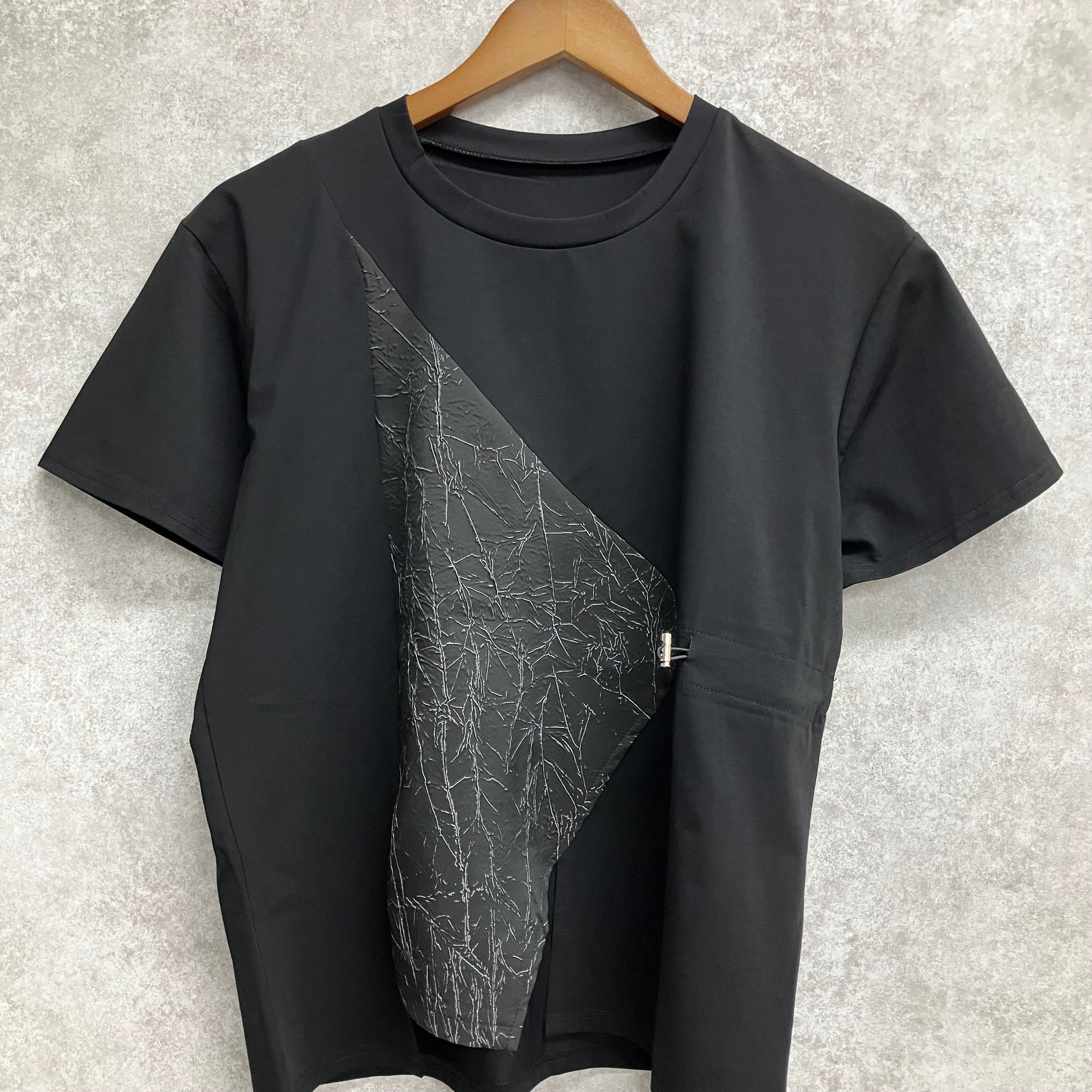 アシンメトリーデザインTシャツ ブラック※9/9～15迄に順次発送予定