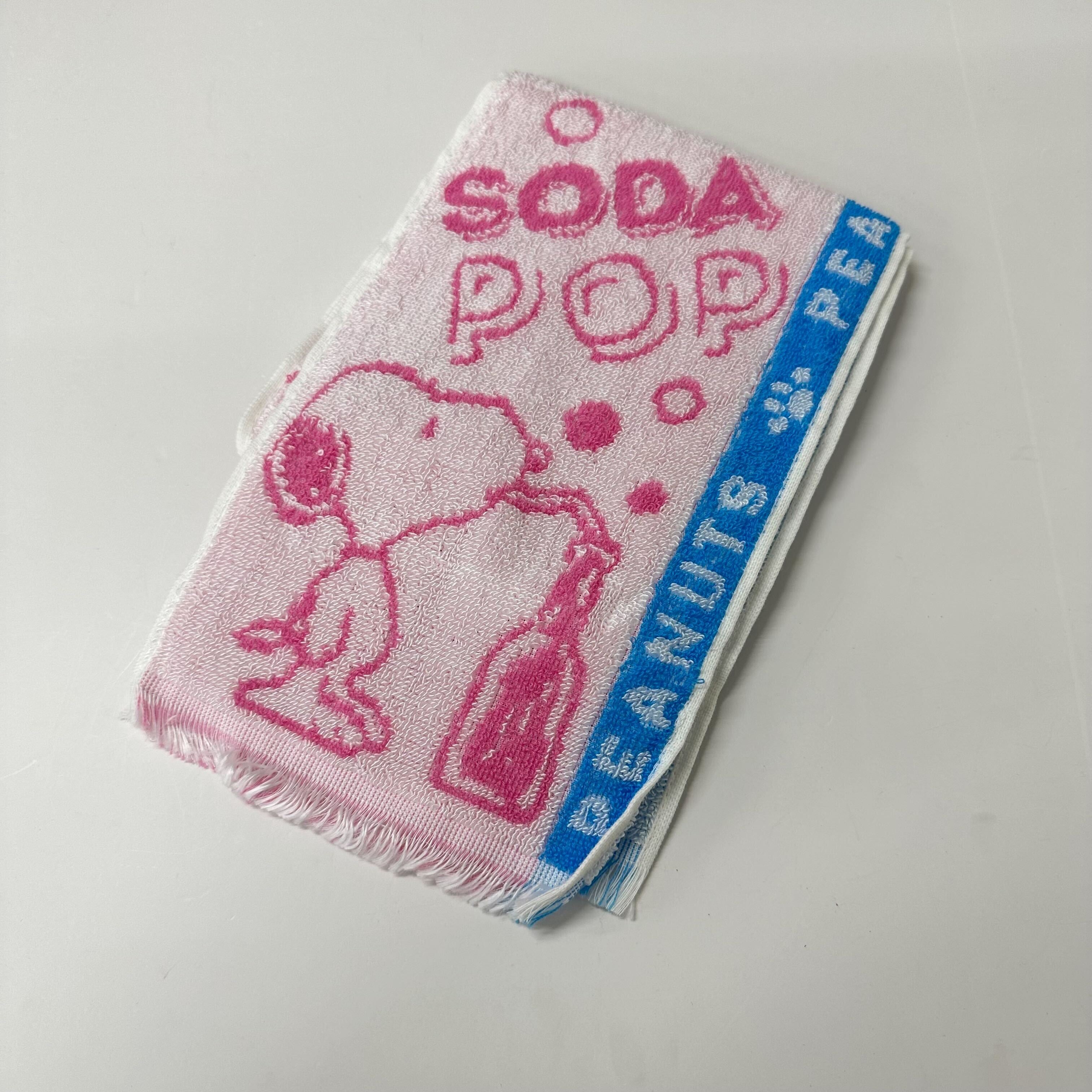 スヌーピーひんやりマフラータオル 　ピンク　※1/14までに順次発送予定