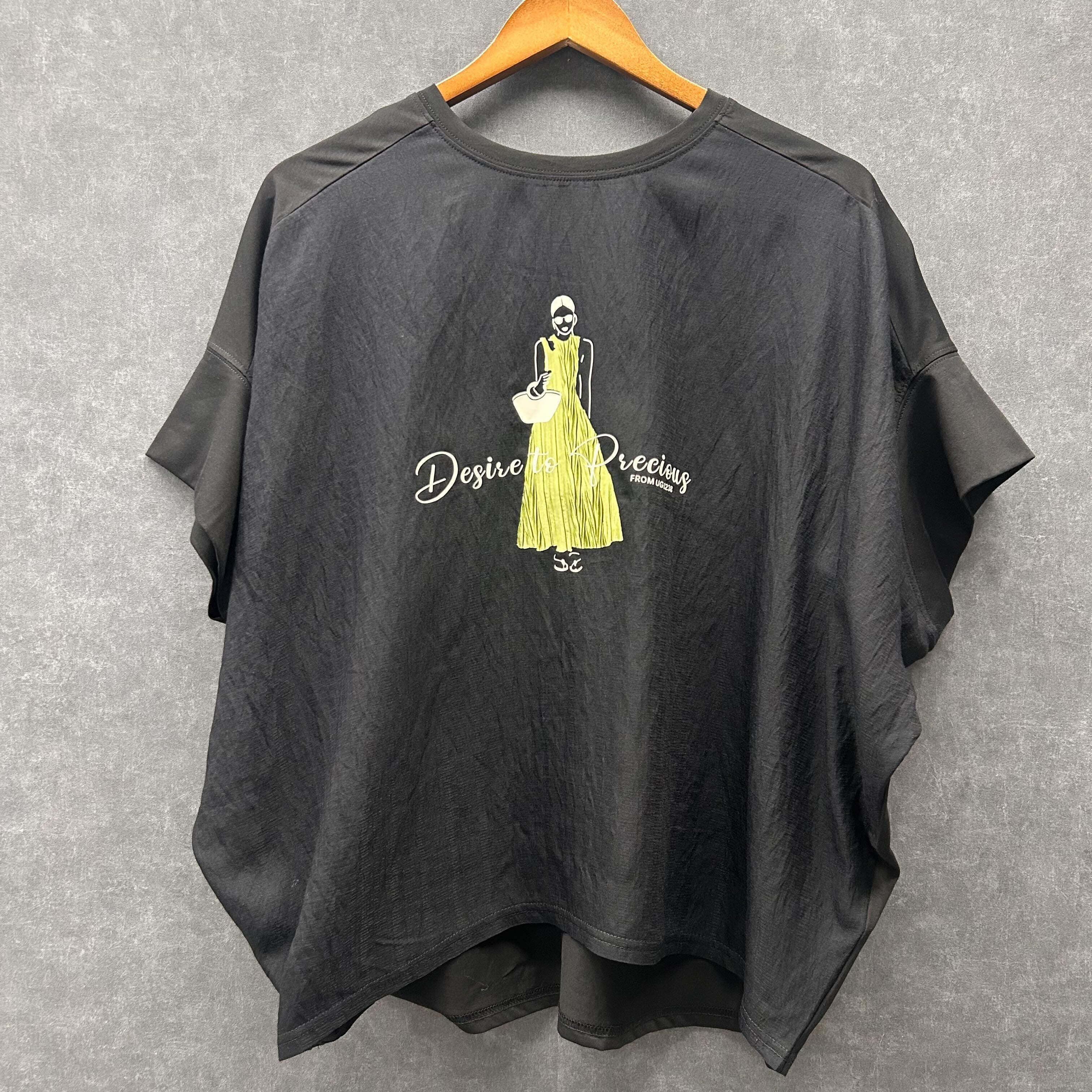 ウーマングラフィックTシャツ ブラック※4/23~29までに順次配送予定