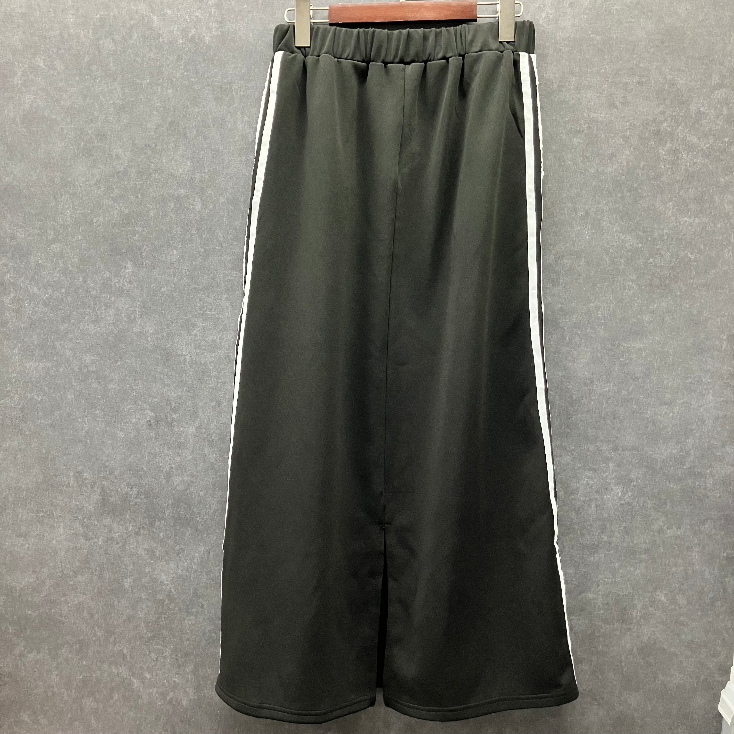 サイドラインタイトスカート ブラック※4/16～22迄に順次発送予定