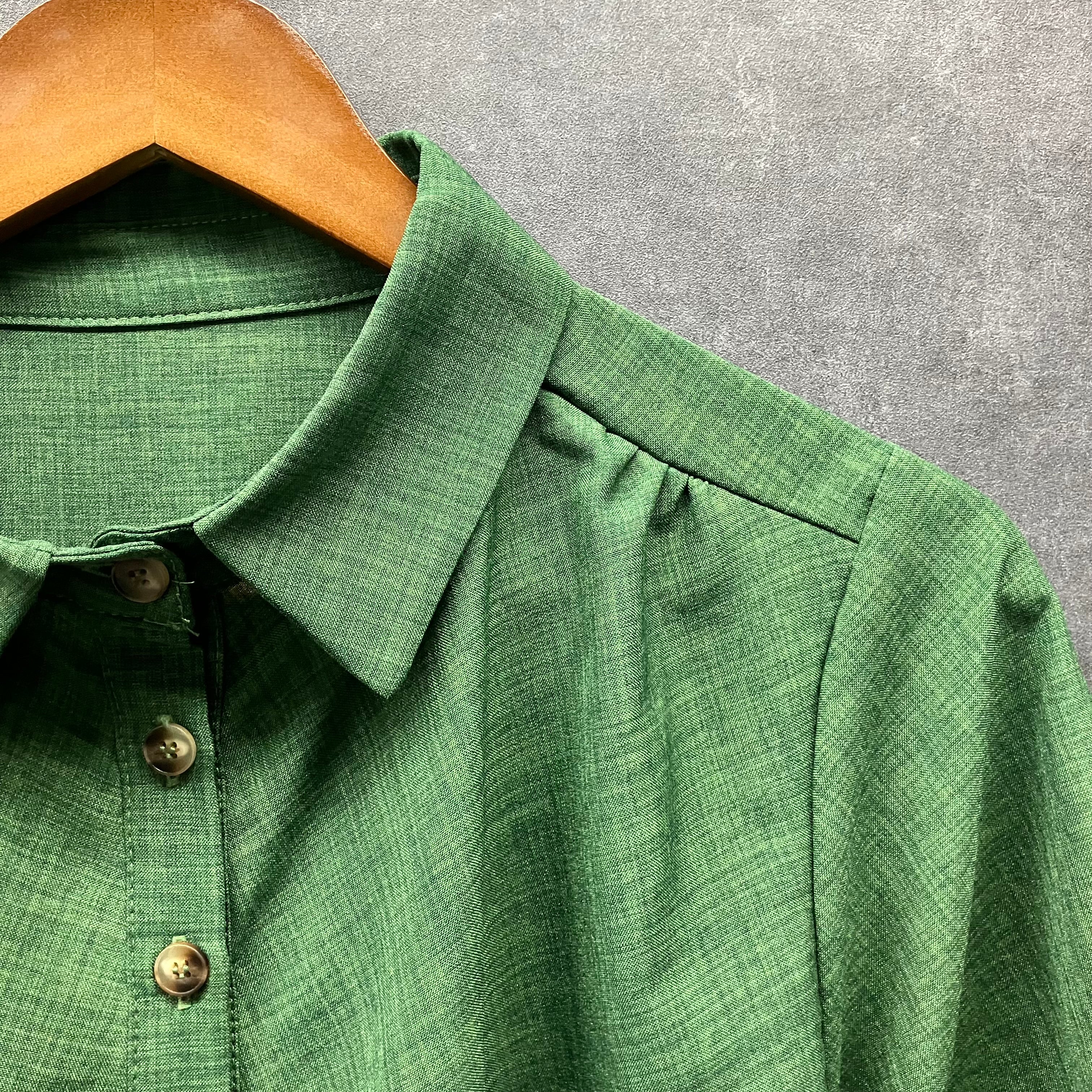 半袖ブラウス　グリーン※4/9～15迄に順次発送予定