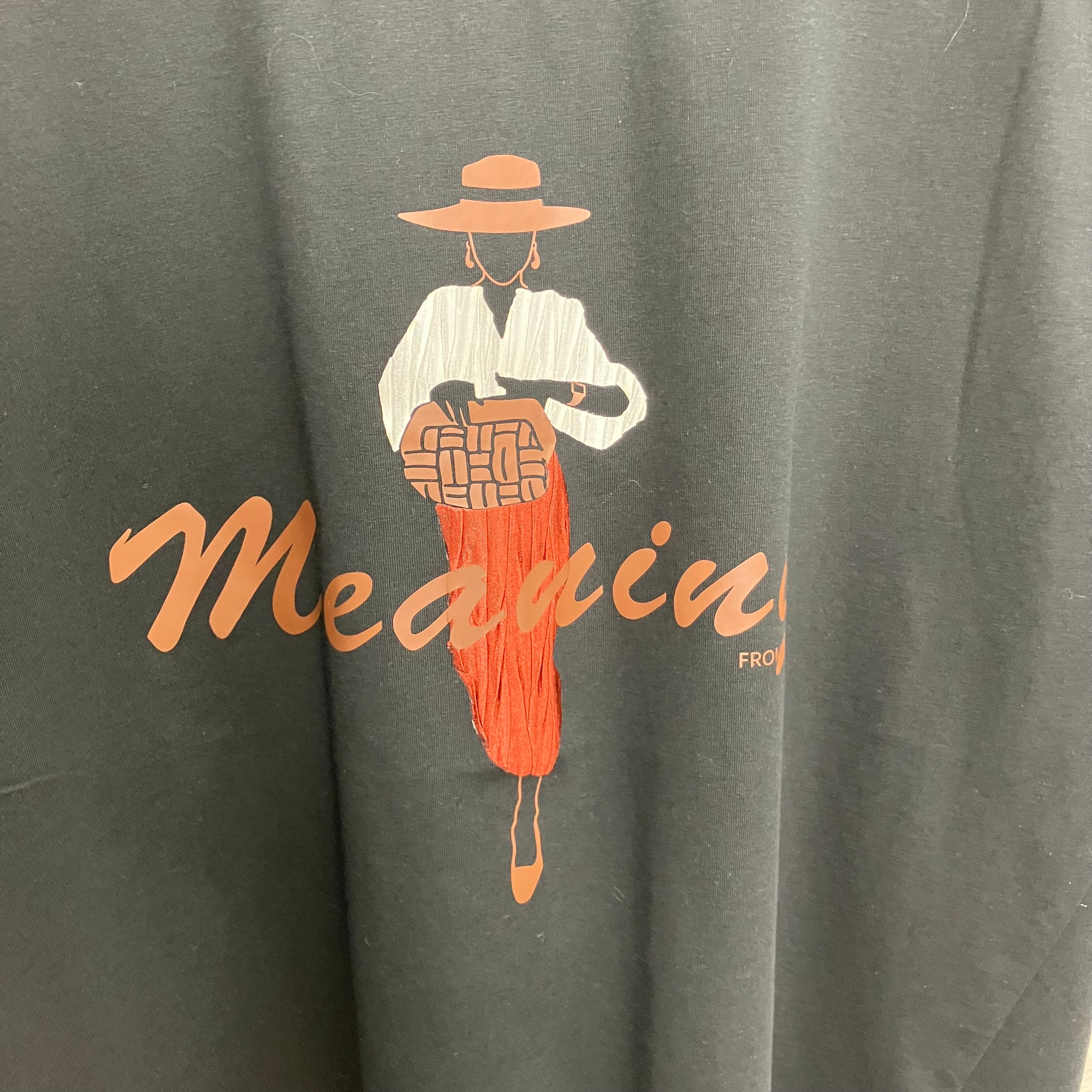 Tシャツ女性プリント ブラック※4/30～5/6までに順次配送予定