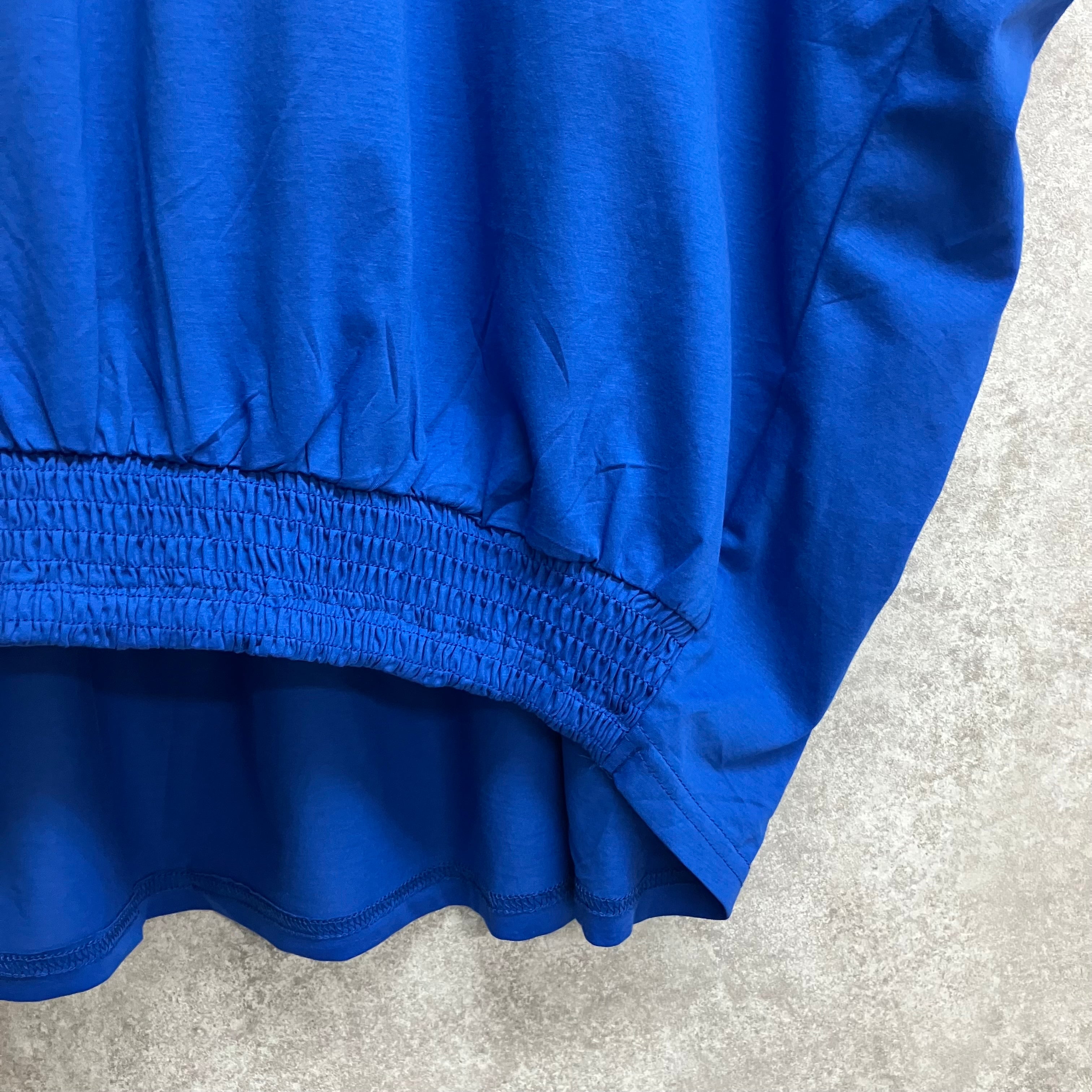 切替シャーリングトップス ブルー ※5/21～27迄に順次発送予定