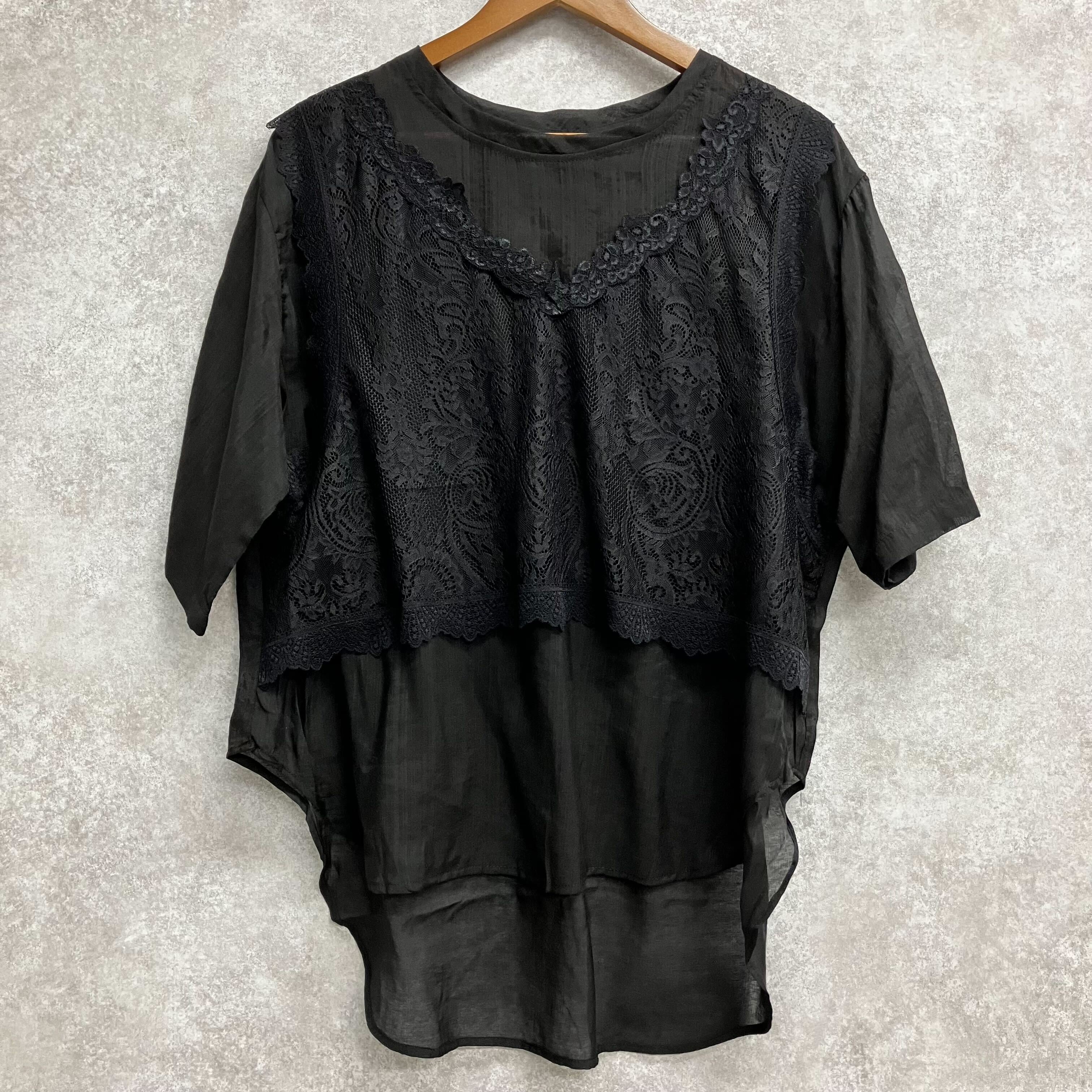 レース重ね綿シフォンブラウス　ブラック※7/23～29迄に順次発送予定