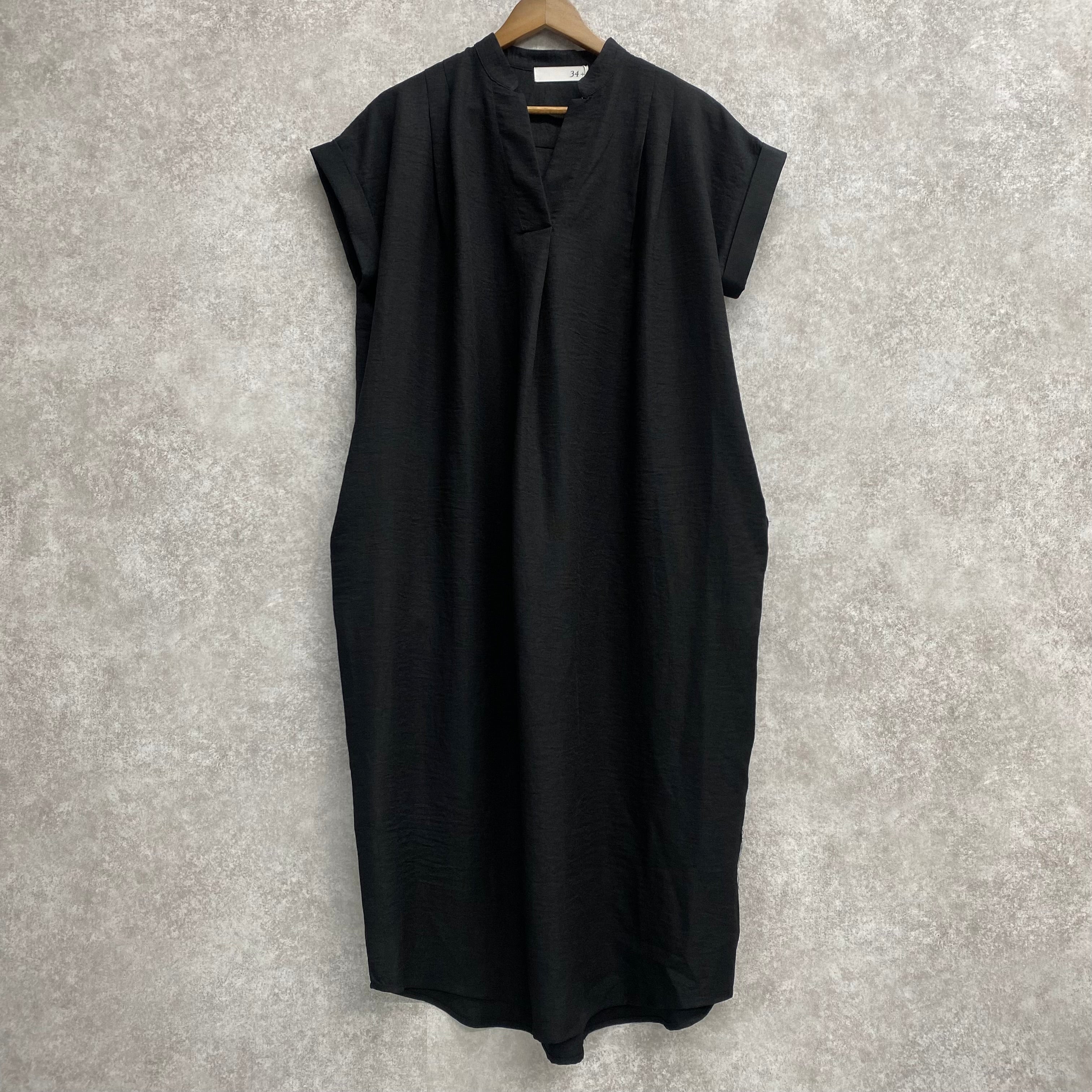 リネンライク気流染めタック半袖ワンピース ブラック※7/16～22迄に順次発送予定