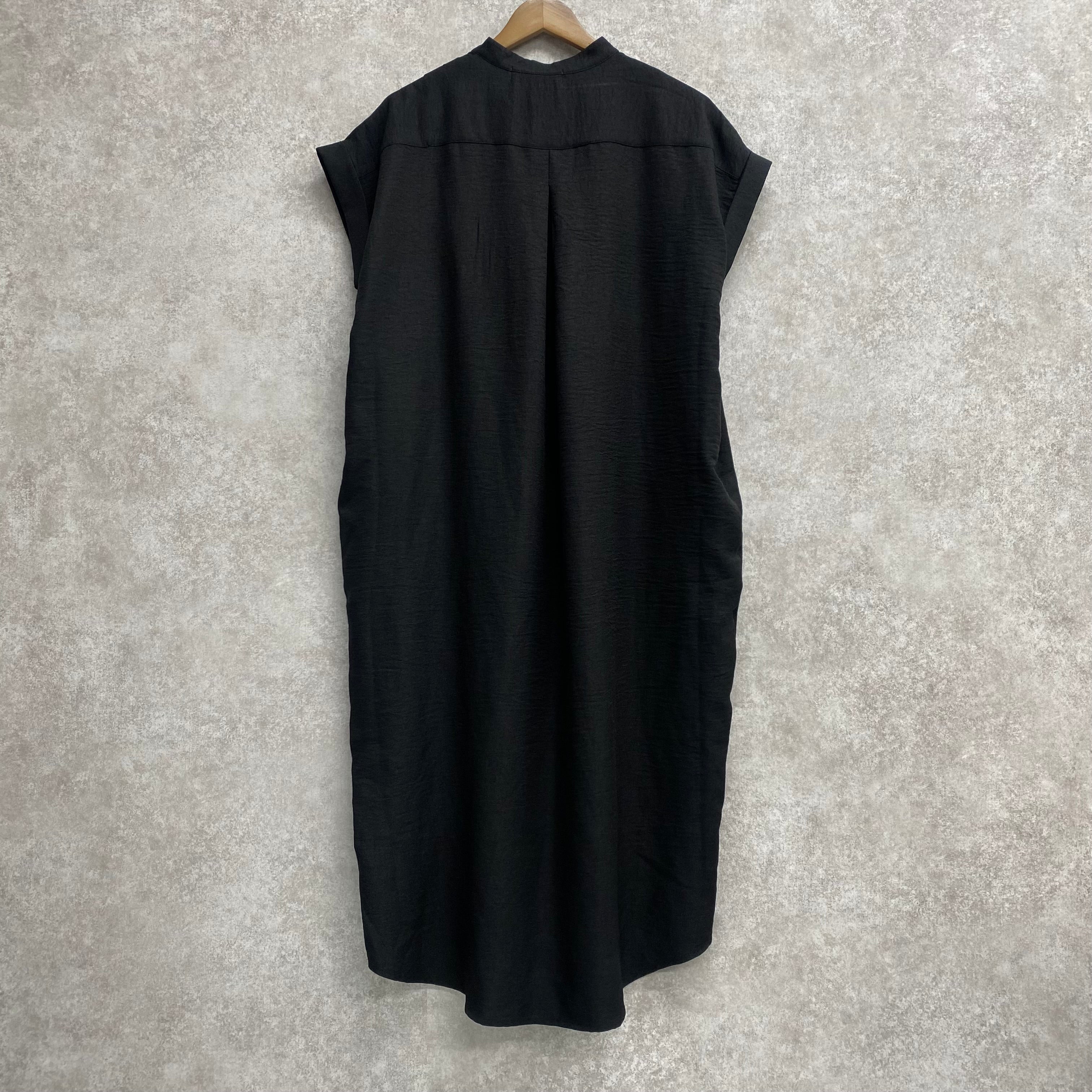 リネンライク気流染めタック半袖ワンピース ブラック※7/16～22迄に順次発送予定