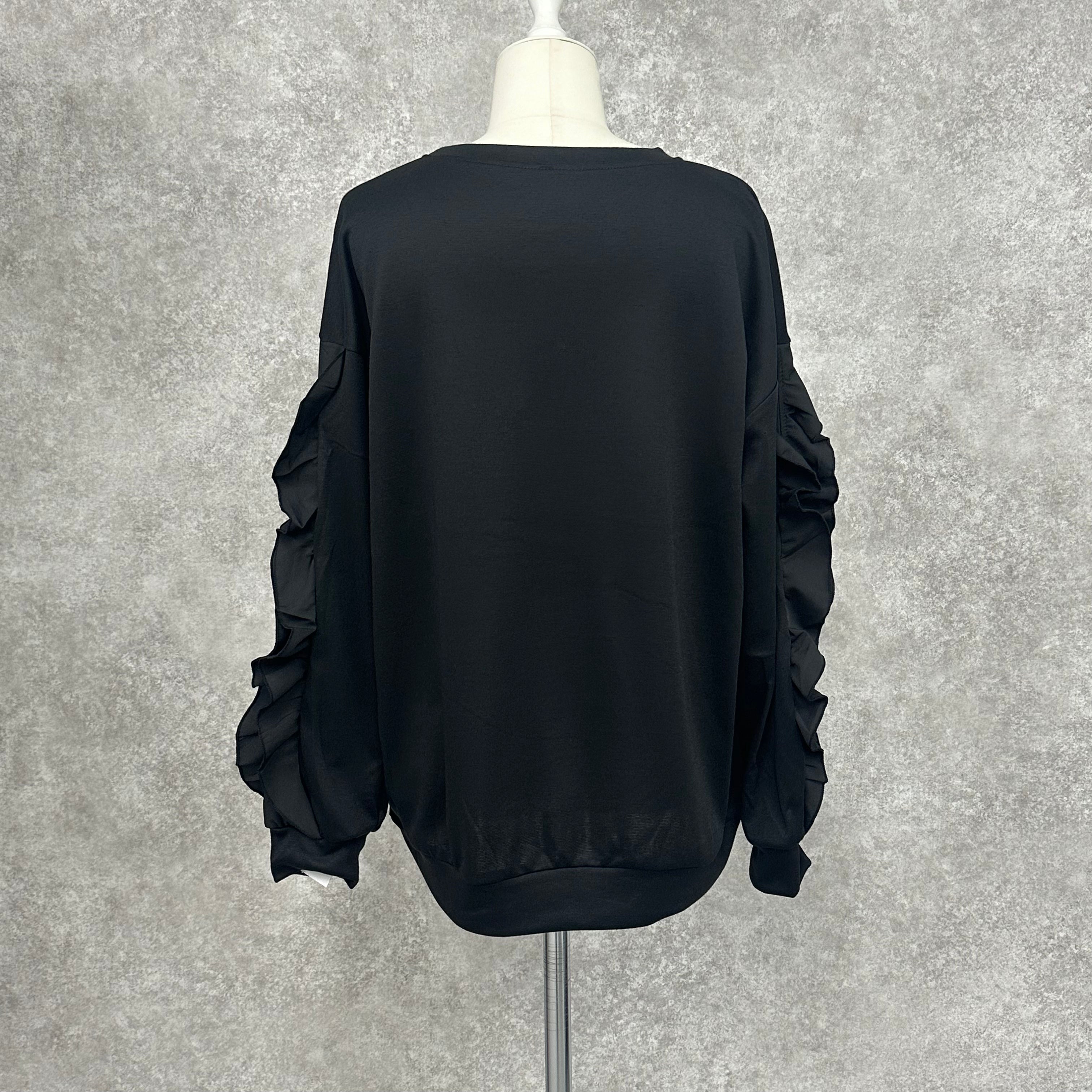 パール付き袖フリルスエット　ブラック　※10/7迄に順次発送予定