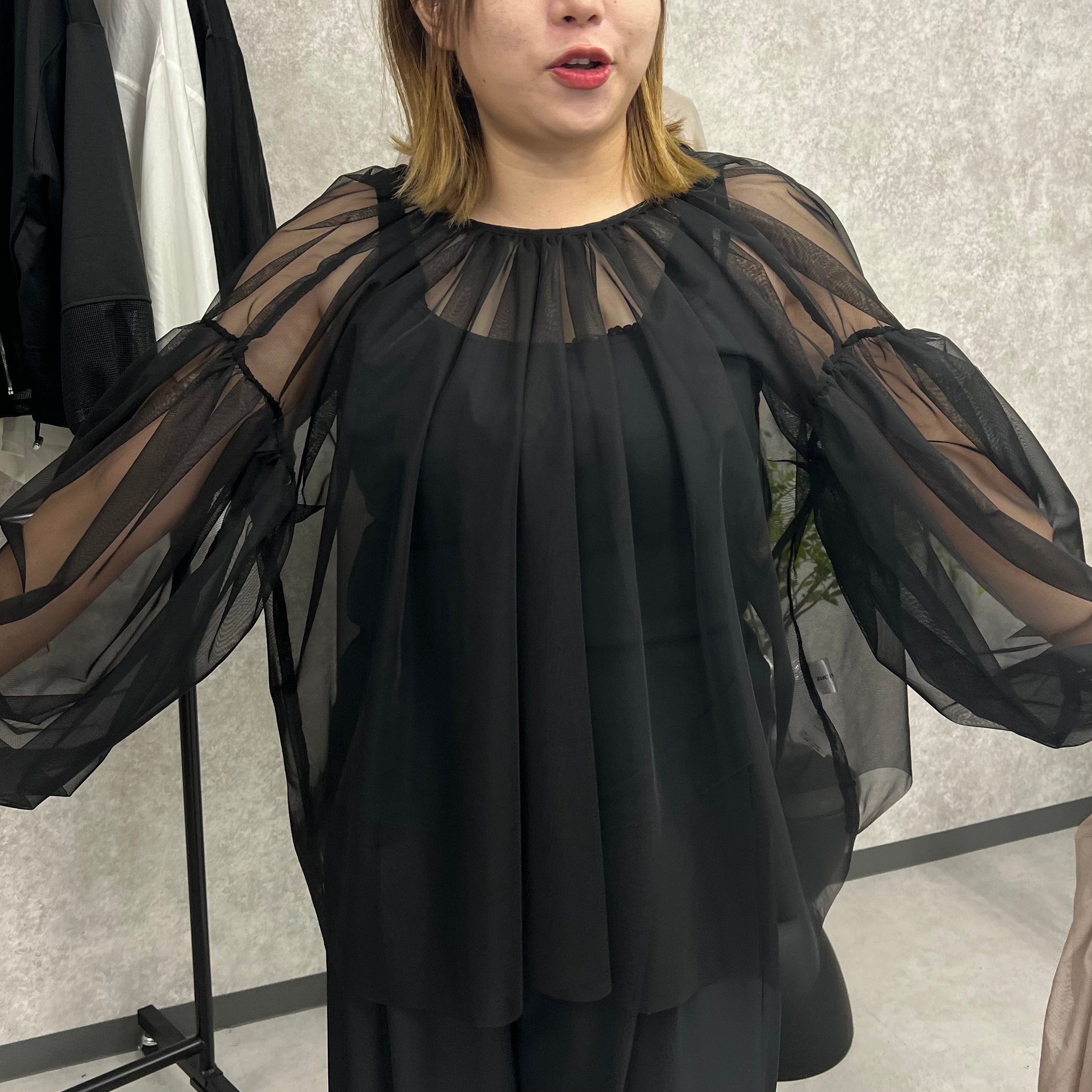 チュールレイヤードギャザーブラウス　ブラック　※10/7迄に順次発送予定