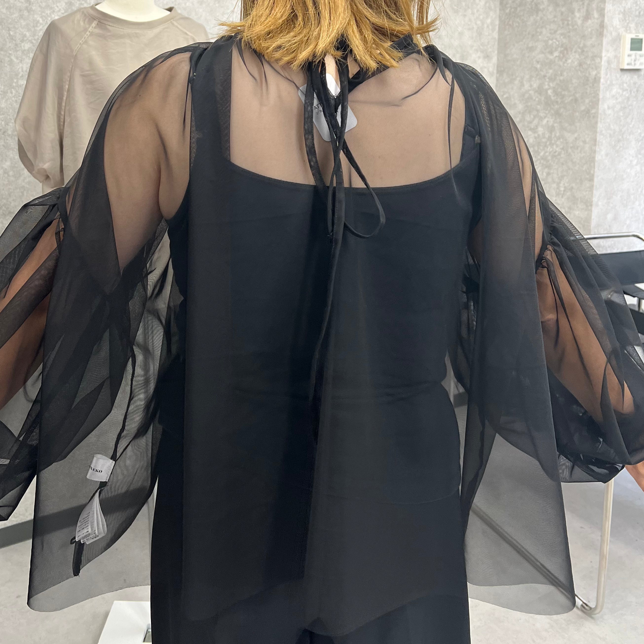 チュールレイヤードギャザーブラウス　ブラック　※10/7迄に順次発送予定