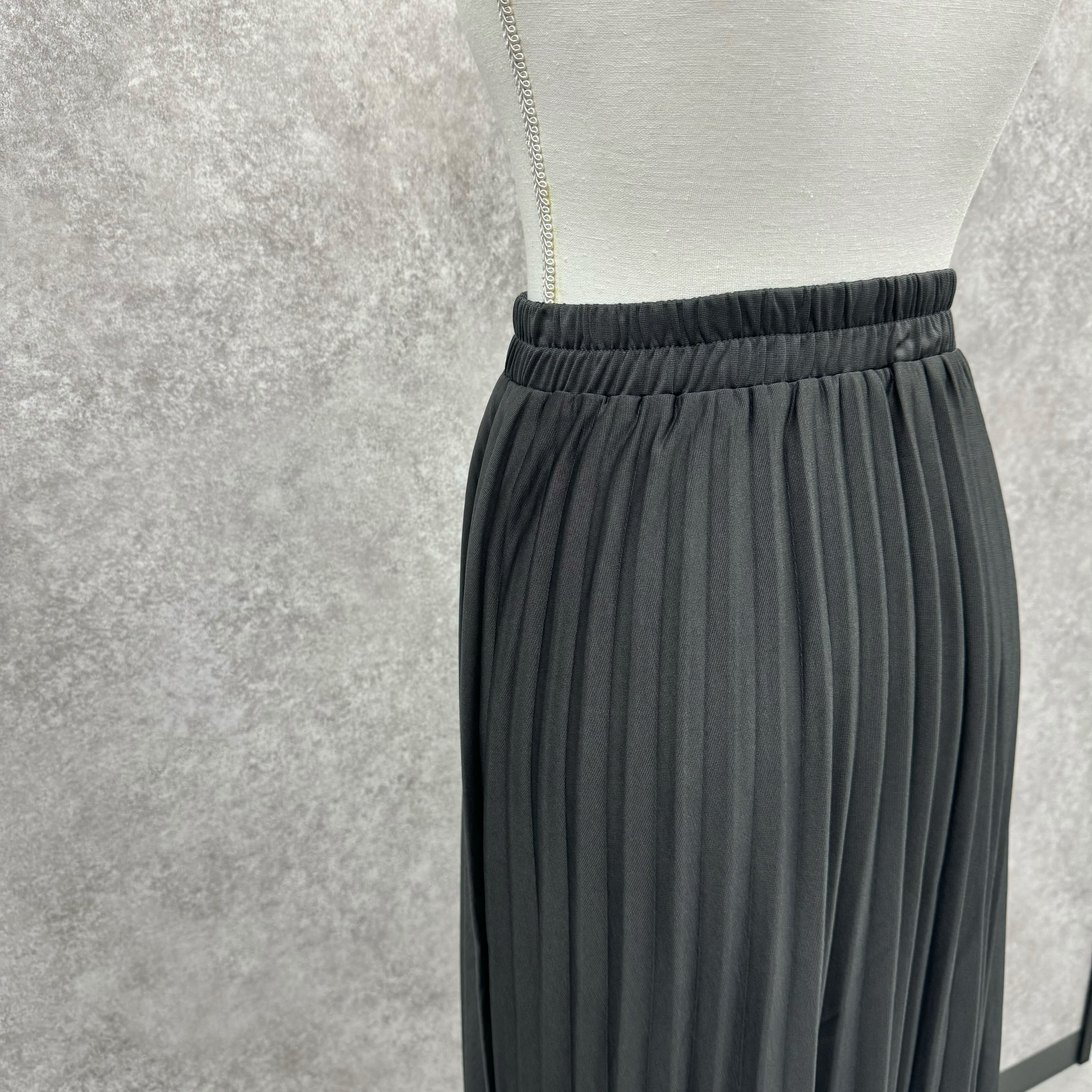 プリーツミドルスカート チャコール ※10/15迄に順次発送予定