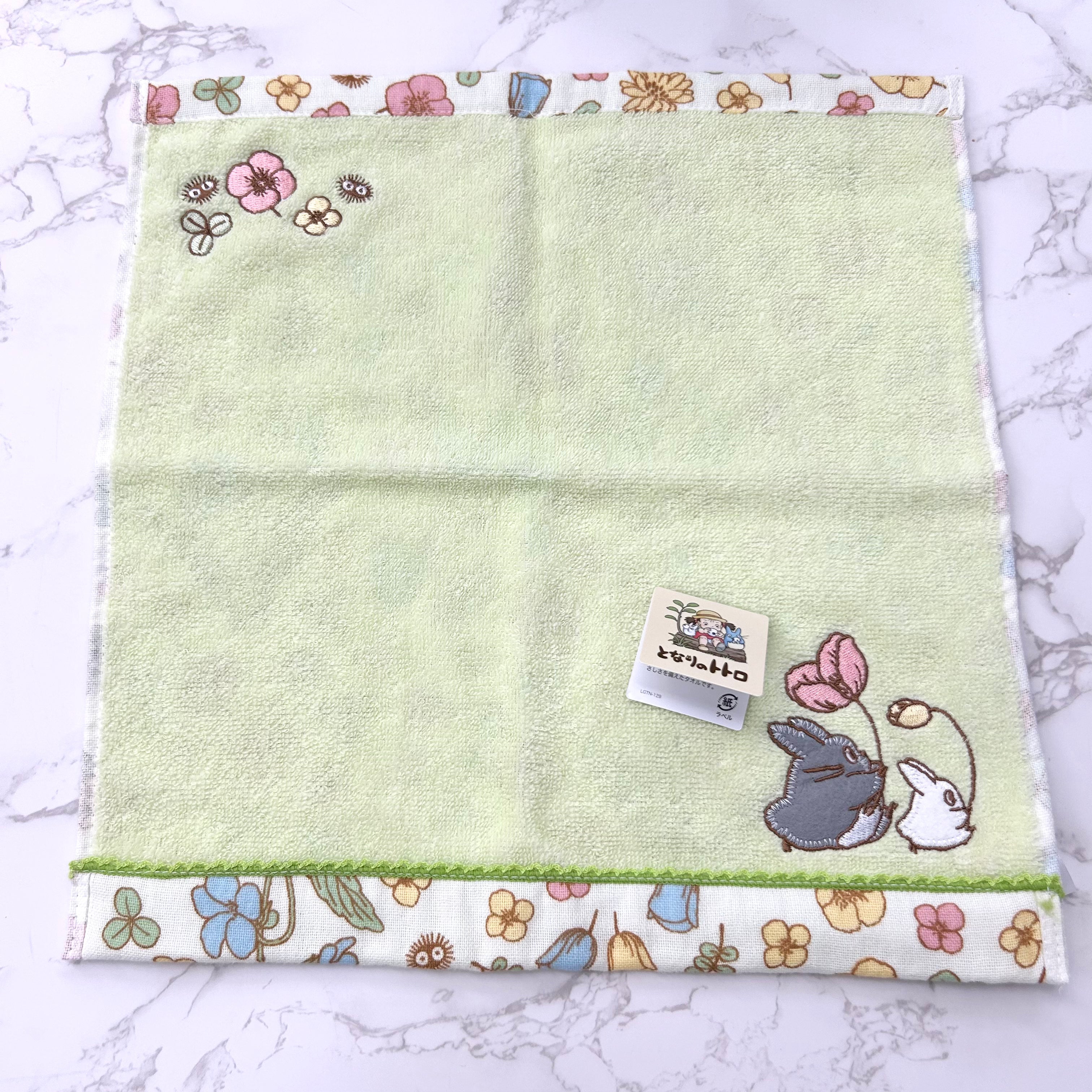 トトロ  ハンドタオル  -お花柄-  ※8/6~13より順次発送